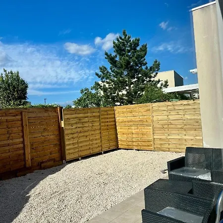 וילה La Caroline 2 *